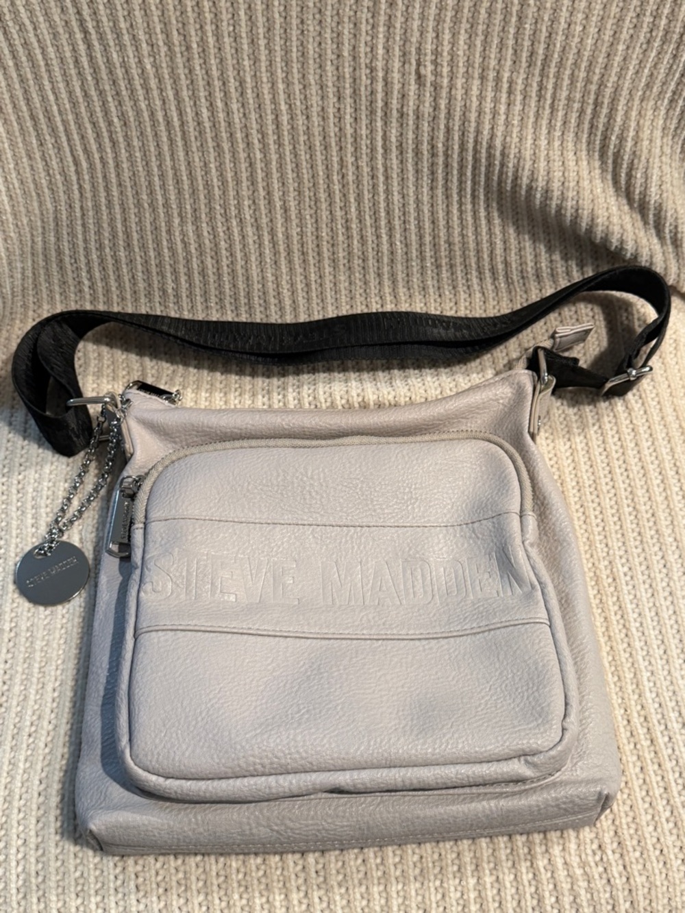 Steve Madden Light Gray Leather Belt Bag with Black Strap